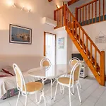 Bord De Villa Gruissan